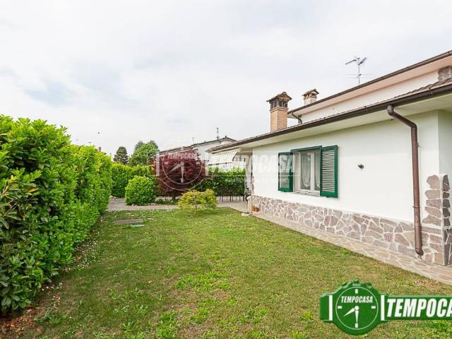 Villa in vendita a Palazzo Pignano CR
