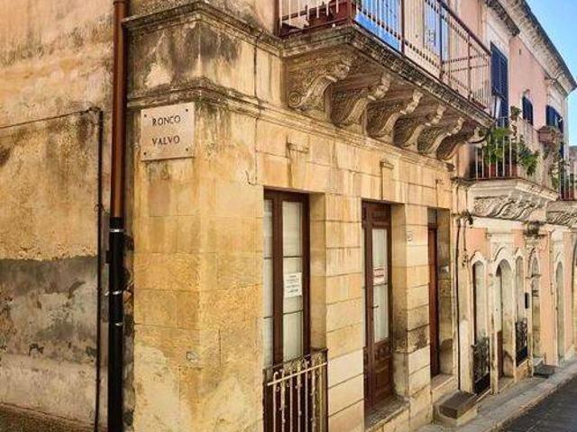 Villa in vendita a Palazzolo Acreide SR