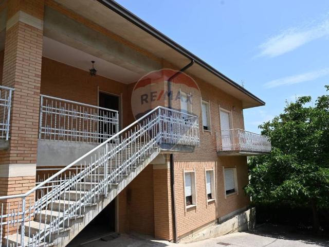 Villa in vendita a Palena CH