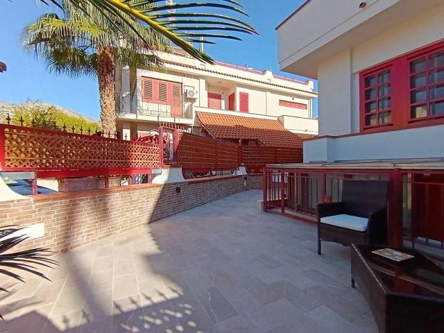 Villa in vendita a Palermo