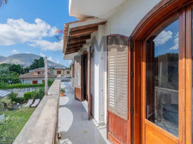 Villa in vendita a Palermo