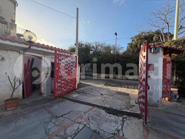 Villa in vendita a Palermo