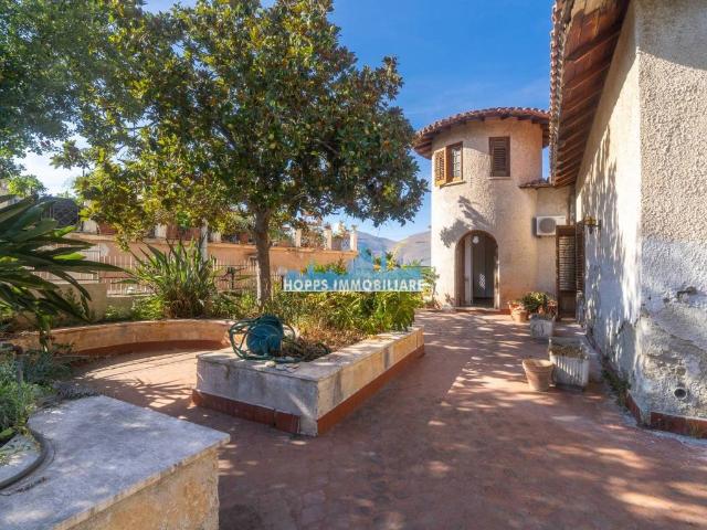 Villa in vendita a Palermo PA