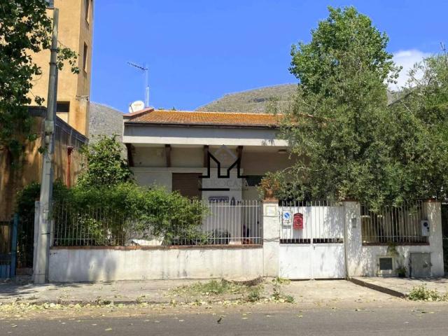 Villa in vendita a Palermo PA