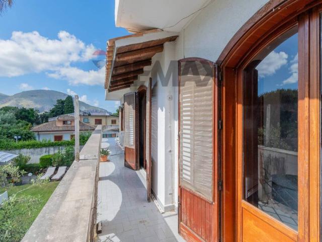 Villa in vendita a Palermo PA