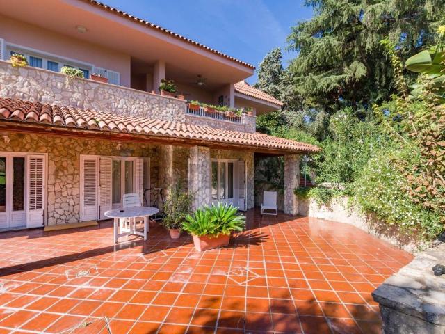 Villa in vendita a Palermo PA