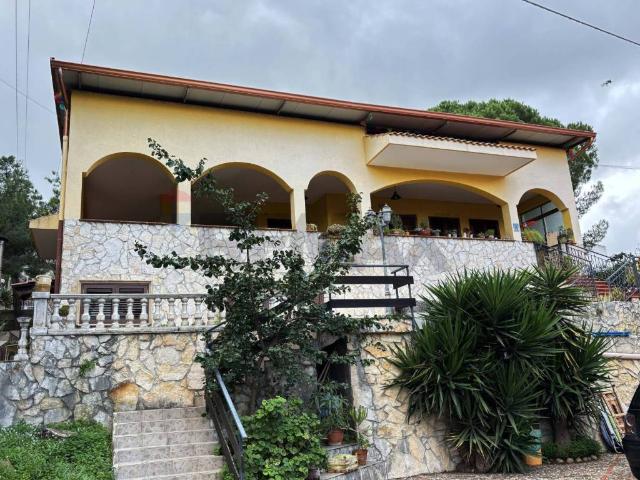 Villa in vendita a Palermo PA