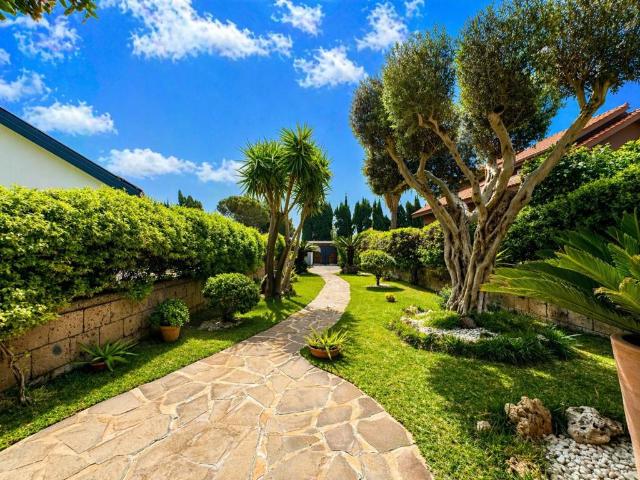 Villa in vendita a Palermo PA