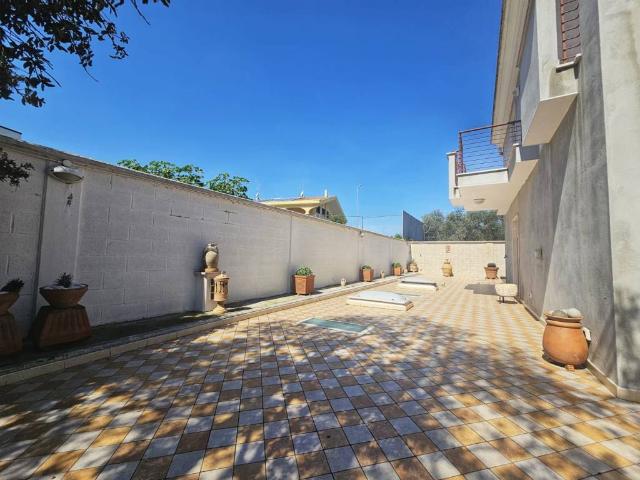 Villa in vendita a Palo del Colle BA