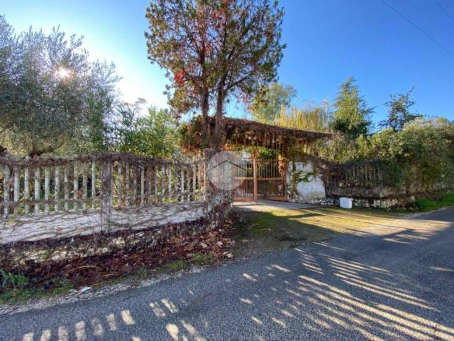 Villa in vendita a Palombara Sabina RM
