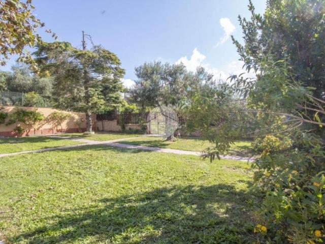 Villa in vendita a Palombara Sabina RM
