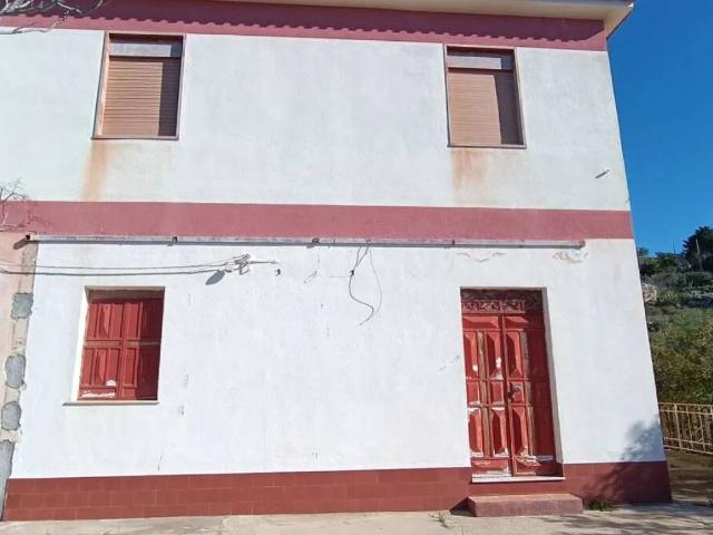 Villa in vendita a Palma di Montechiaro AG