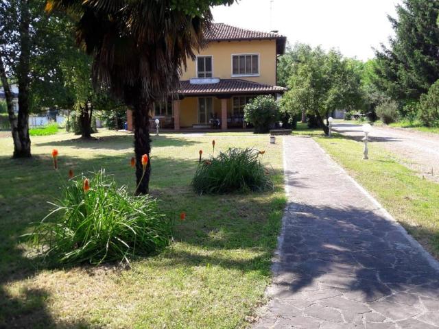 Villa in vendita a Palmanova UD