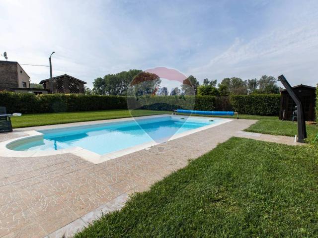 Villa in vendita a Pancarana PV