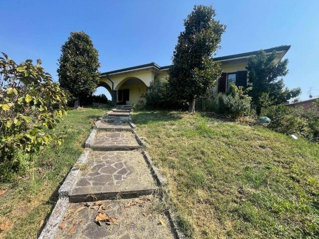 Villa in vendita a Pandino CR