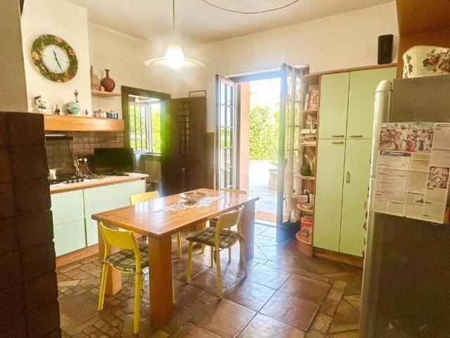 Villa in vendita a Parabiago MI