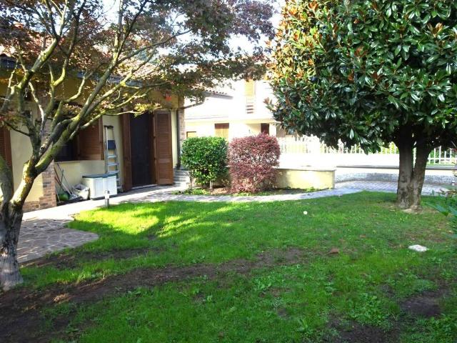 Villa in vendita a Parabiago MI