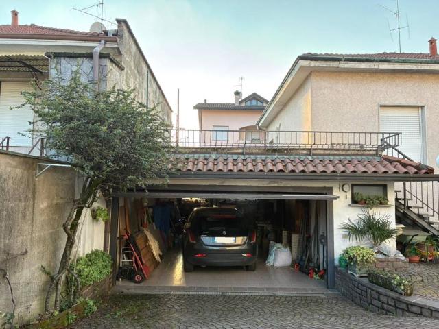 Villa in vendita a Parabiago MI
