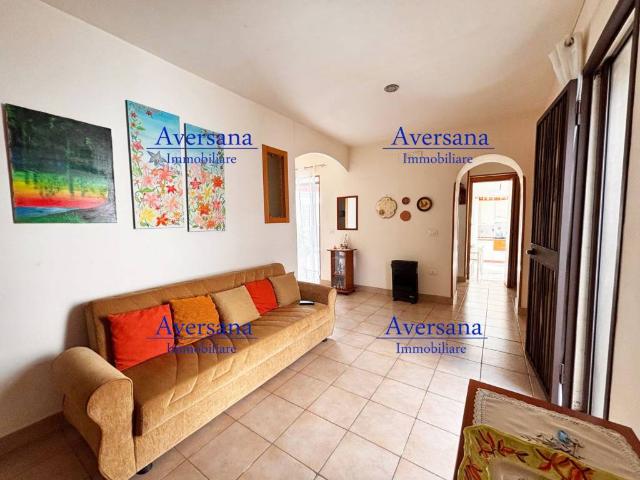 Villa in vendita a Parete CE
