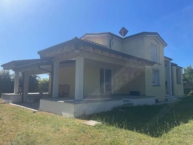 Villa in vendita a Parma