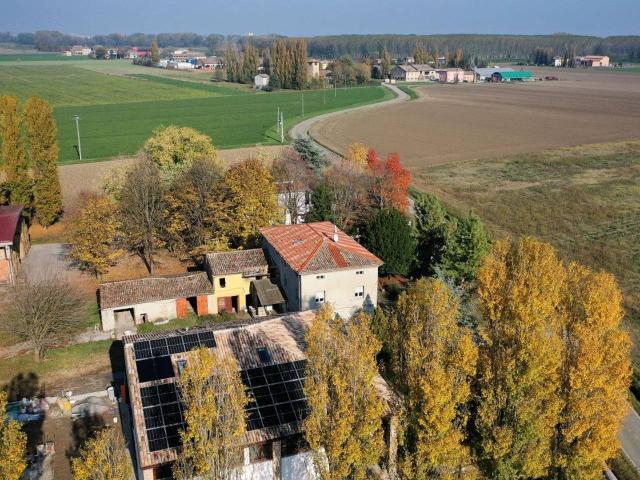 Villa in vendita a Parma