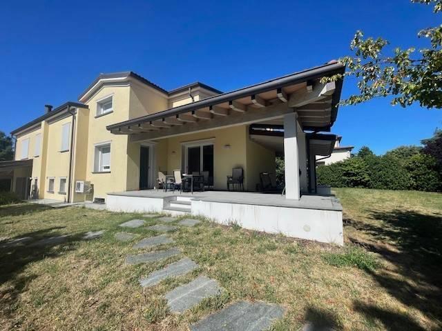Villa in vendita a Parma