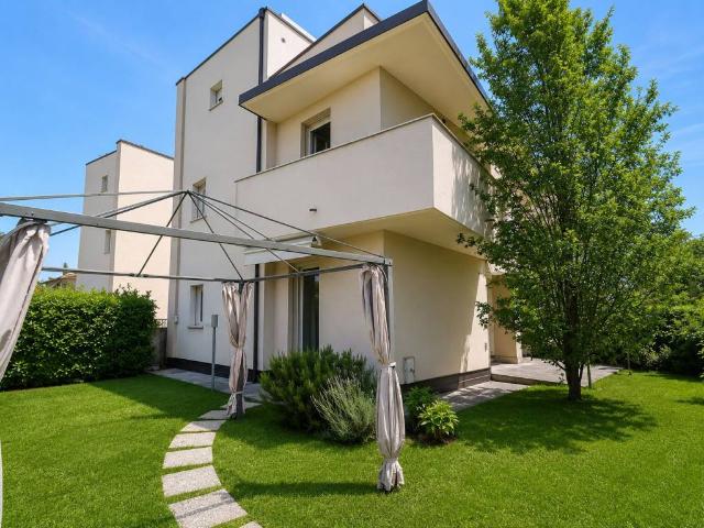 Villa in vendita a Parma PR