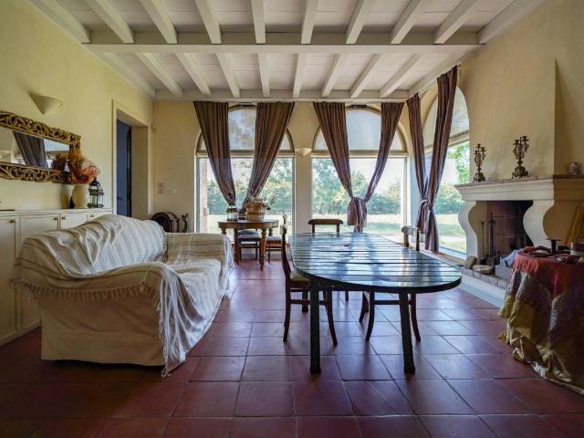 Villa in vendita a Parma PR