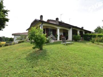 Villa in vendita a Parma PR