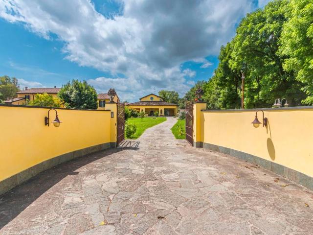Villa in vendita a Parma PR