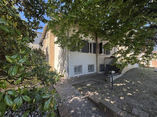 Villa in vendita a Parma PR