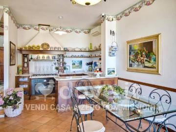 Villa in vendita a Parma PR