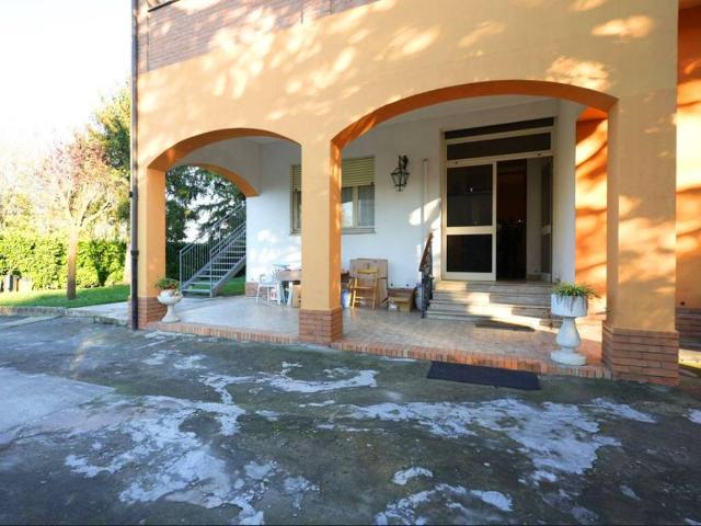 Villa in vendita a Parma PR
