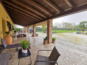 Villa in vendita a Parma PR