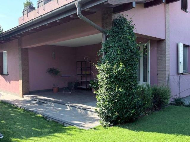 Villa in vendita a Parma PR
