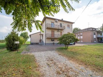 Villa in vendita a Parma PR
