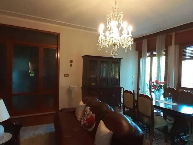 Villa in vendita a Parma PR