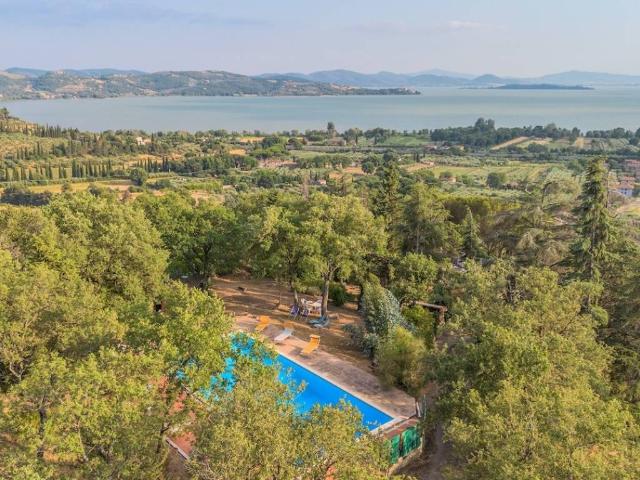 Villa in vendita a Passignano sul Trasimeno PG