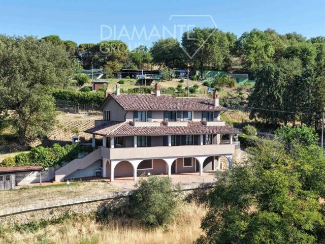Villa in vendita a Passignano sul Trasimeno PG