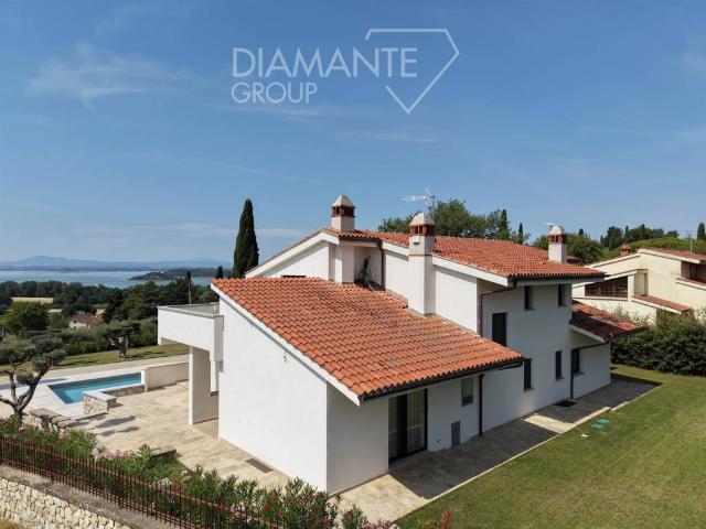 Villa in vendita a Passignano sul Trasimeno PG