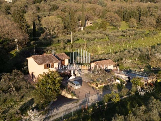 Villa in vendita a Passignano sul Trasimeno PG