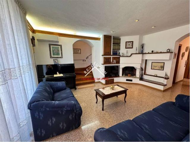 Villa in vendita a Passignano sul Trasimeno PG