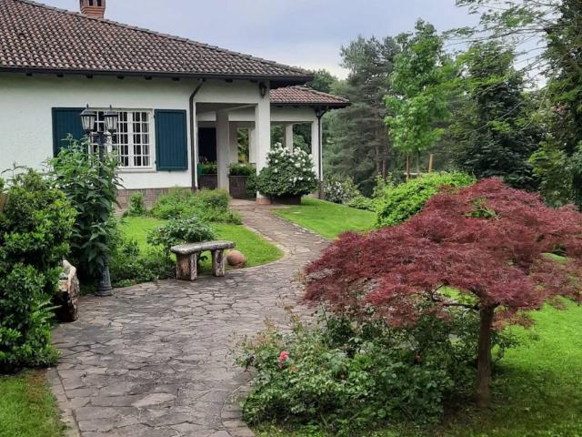 Villa in vendita a Pasturana AL