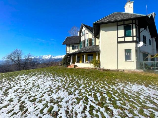 Villa in vendita a Pettinengo BI
