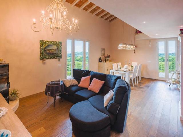 Villa in vendita a Peccioli PI