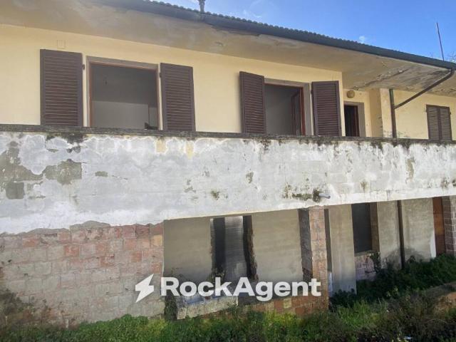 Villa in vendita a Peccioli PI