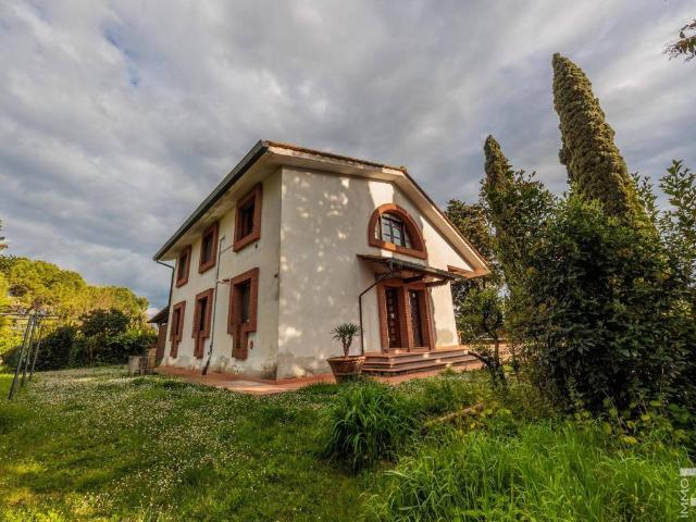 Villa in vendita a Peccioli PI