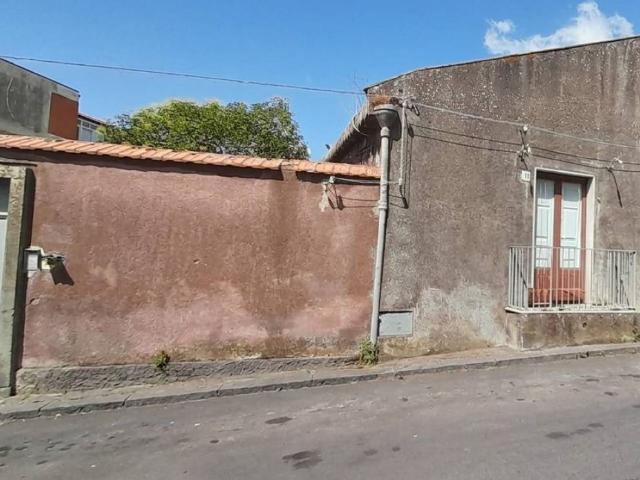Villa in vendita a Pedara CT