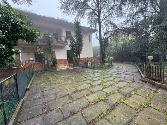 Villa in vendita a Pedara CT