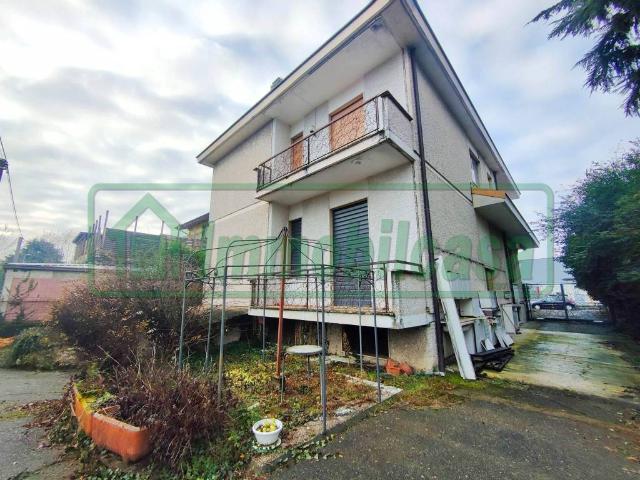 Villa in vendita a Pedrengo BG